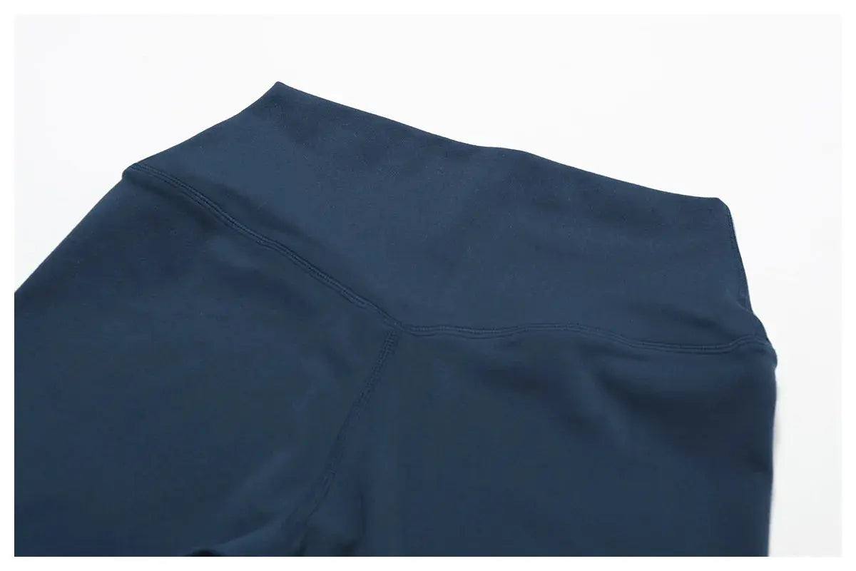 High-Waist Women’s Yoga Shorts – Tummy Control & Hip-Lifting 3-Point Fit