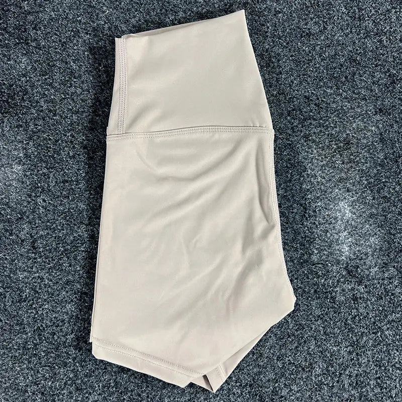 High-Waist Women’s Yoga Shorts – Tummy Control & Hip-Lifting 3-Point Fit